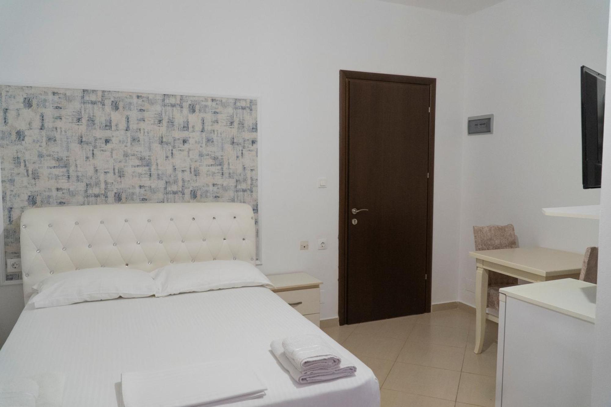 Oleva Studio'S & Apartment Ksamil Exterior photo