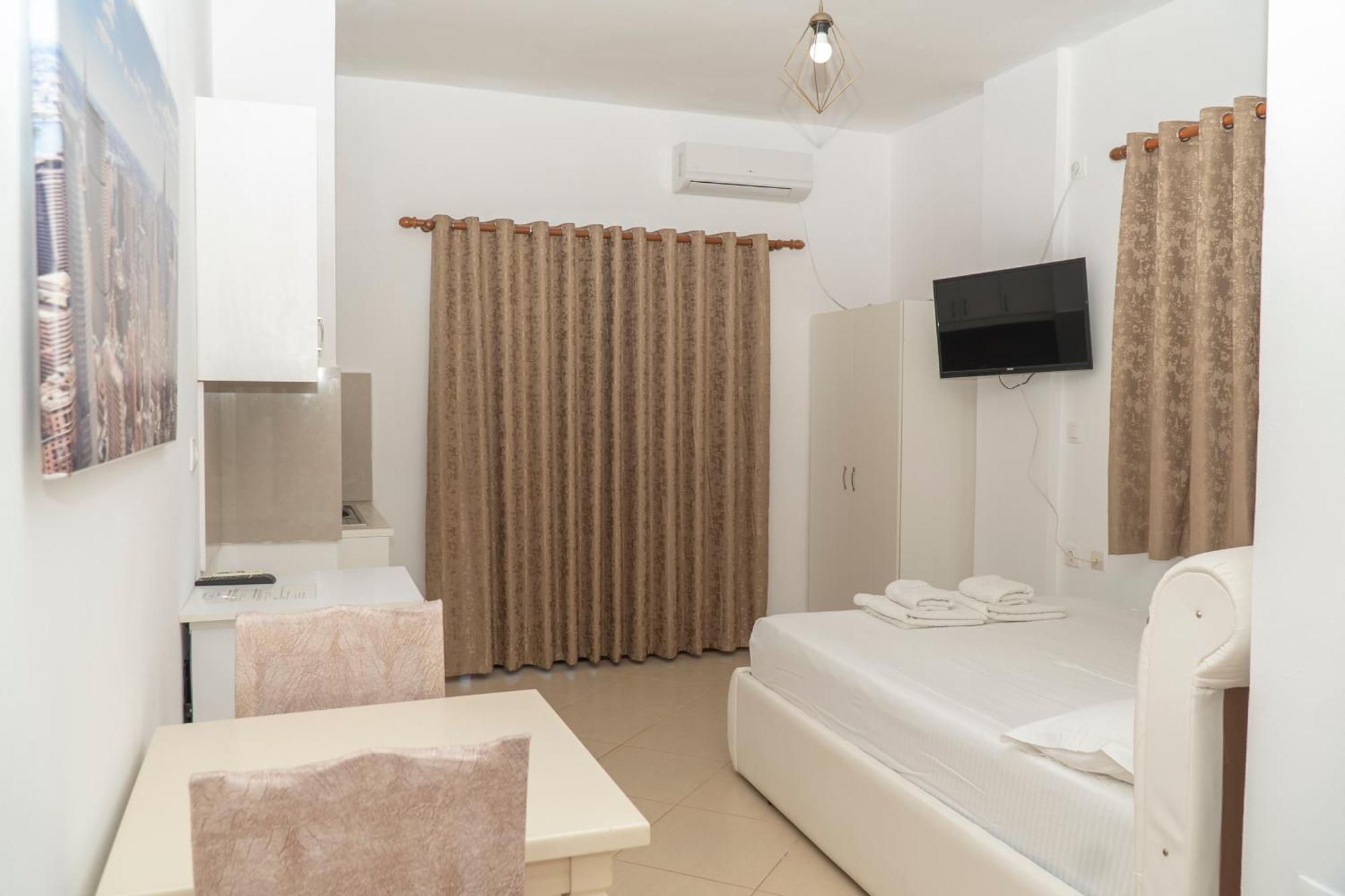 Oleva Studio'S & Apartment Ksamil Exterior photo